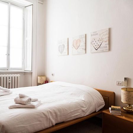 Peaceful Court Apartment In Shopping District Milan Extérieur photo