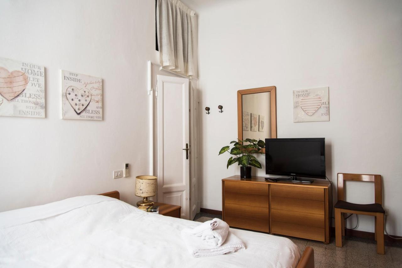 Peaceful Court Apartment In Shopping District Milan Extérieur photo